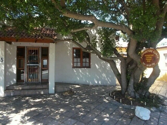 Exterior of The Acupuncture Clinic in Lansdowne Cape Town